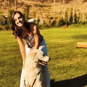 Meet your Posher, Whitney